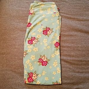 Lularoe OS Leggings NWOT